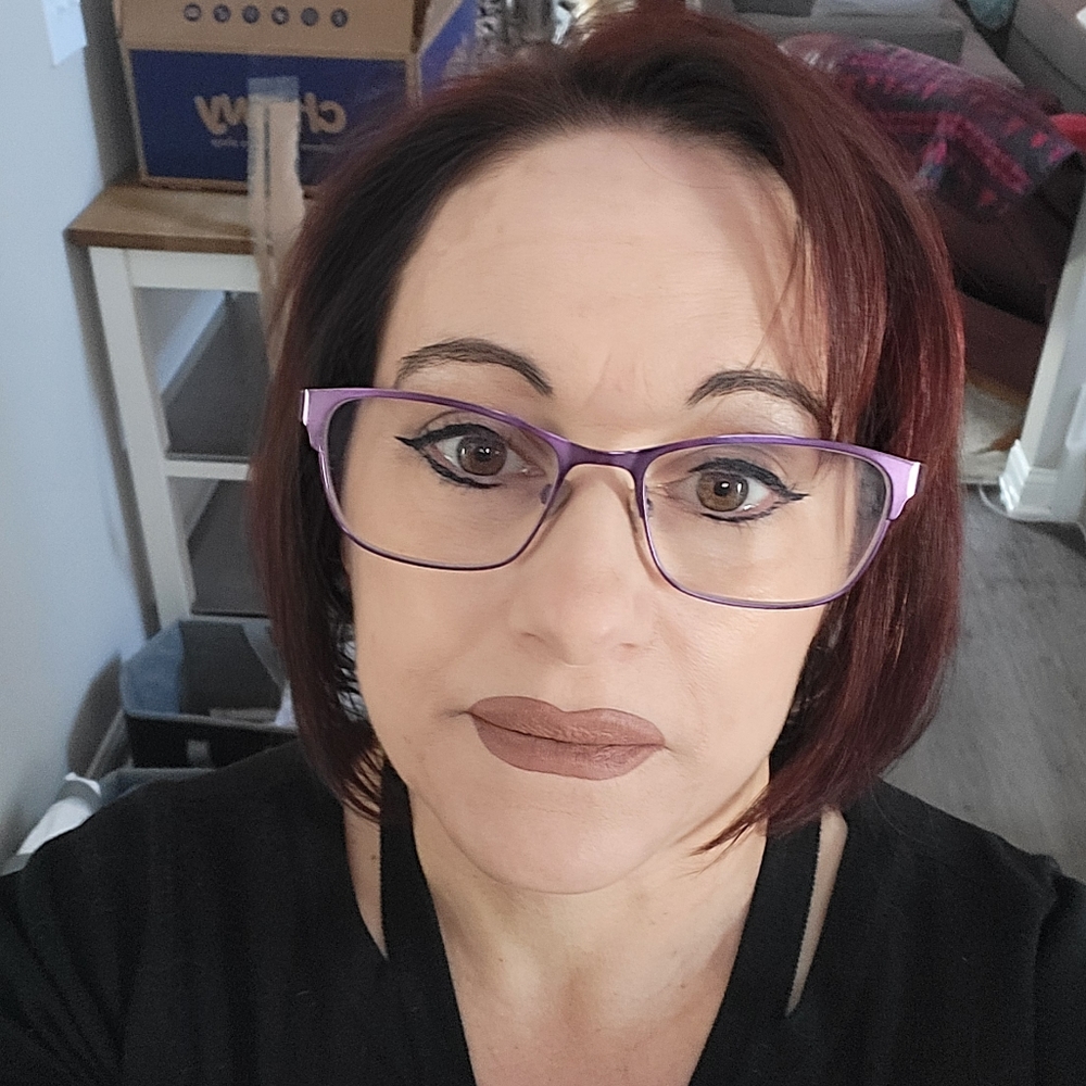 Meet your Posher, Julie